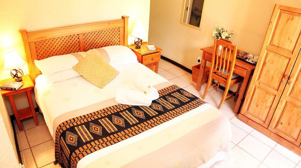 The Palms Guesthouse Mbombela Ruang foto