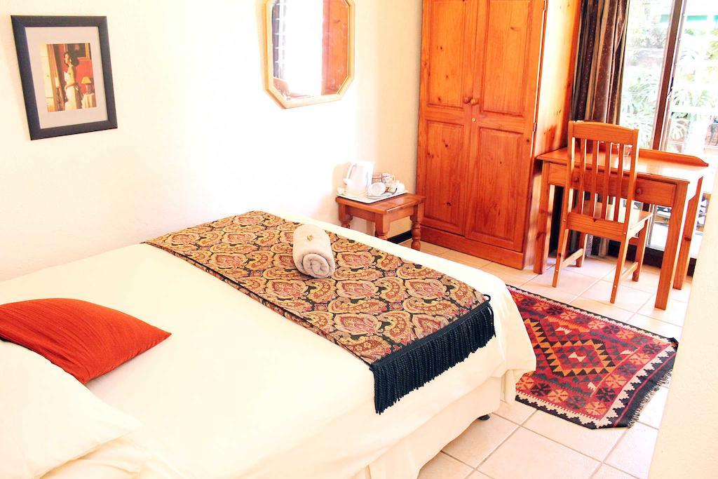 The Palms Guesthouse Mbombela Ruang foto