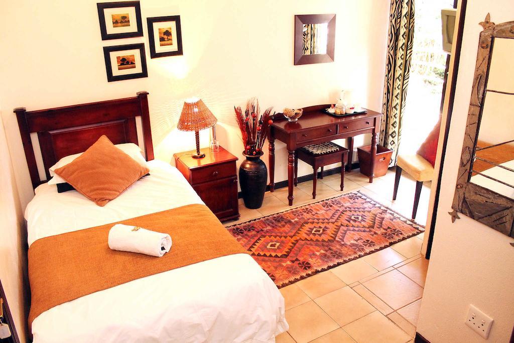 The Palms Guesthouse Mbombela Ruang foto